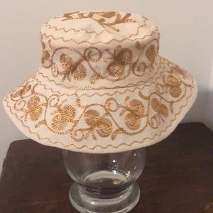 Woman’s hat